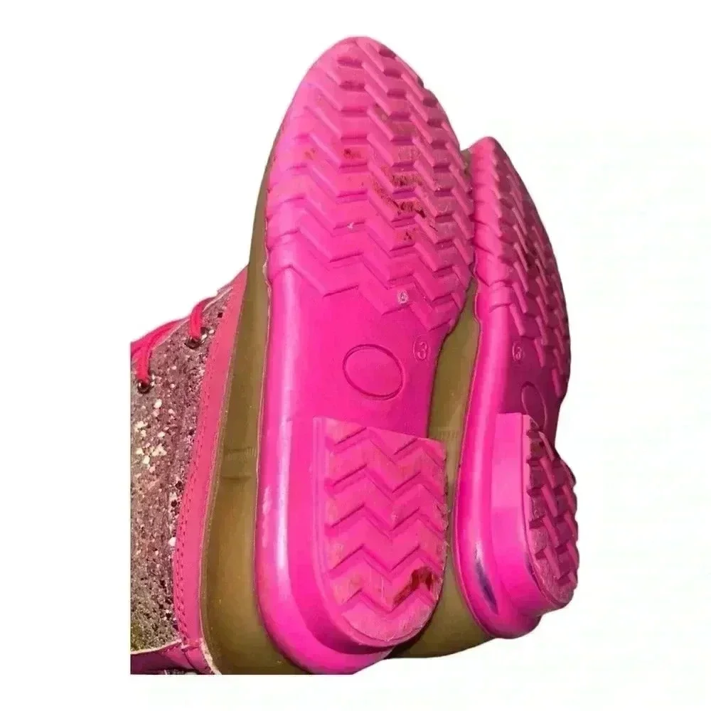 Olivia Miller Duck Boots  Girls Size 3 Pink Gold Glitter Fur Lined Lace Up